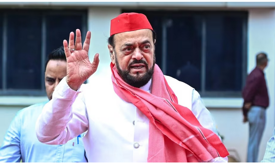 औरंगजेब पर बयान को लेकर अबू आसिम आजमी पर एक्शन औरंगजेब पर बयान को लेकर अबू आसिम आजमी पर एक्शन